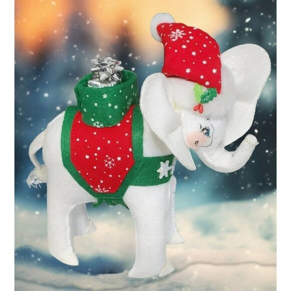 Annalee White Christmas Elephant Snowflake Hat Saddle Gift Basket 8” Retired 07 - Picture 1 of 15